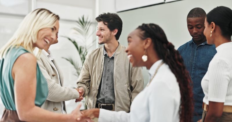 How to build a strong personal pitch for networking events